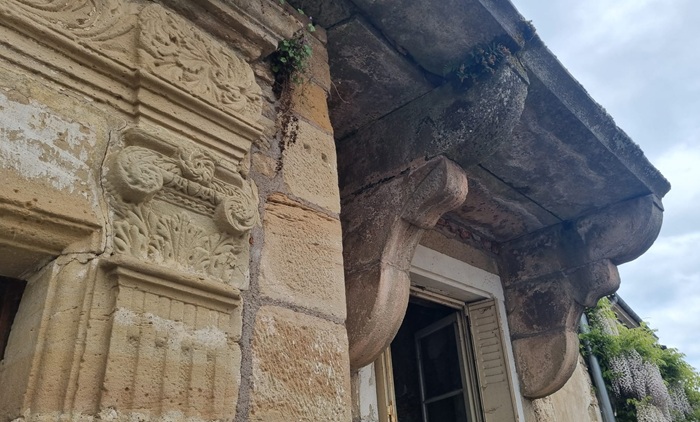 achat vente Hôtel Particulier Renaissance a vendre  inscrit Monument Historique , grande grange Bourbonne-les-Bains , dans un village Renaissance VOSGES LORRAINE