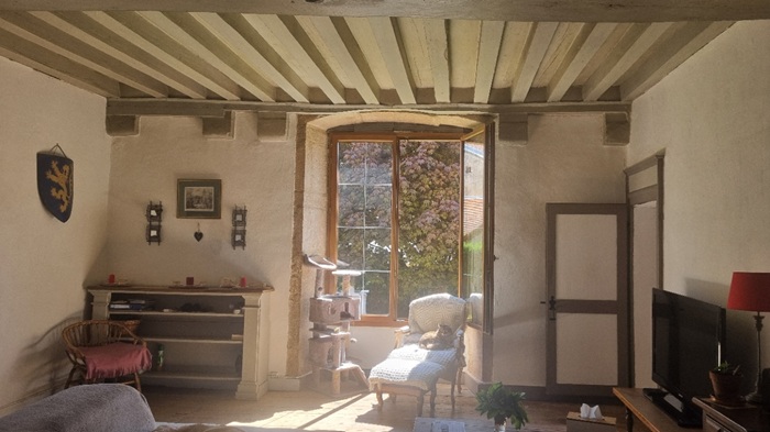 achat vente Ancienne Maison-Forte Médiévale a vendre  à finir de restaurer , dépendances Lons-le-Saunier , à 20 mn, à 10 mn A39, en bordure d'un village JURA FRANCHE COMTE