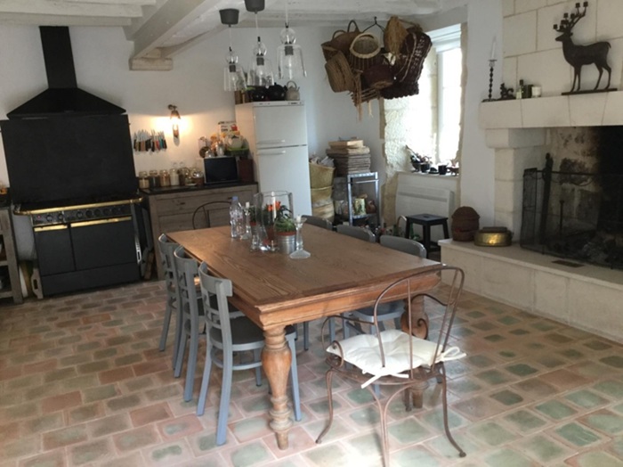 achat vente Maison Médiévale troglodyte a vendre  restaurée , dépendances Loches , à 20 mn, au cœur d’un charmant village INDRE ET LOIRE CENTRE