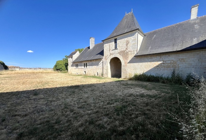 achat vente Maison forte Renaissance a vendre  classée Monument Historique , dépendances Saumur , à proximité, au cœur de son parc MAINE ET LOIRE PAYS DE LA LOIRE