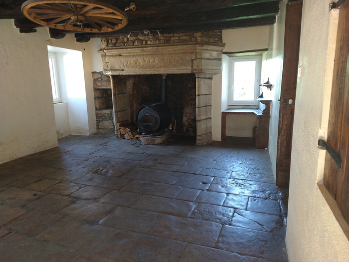 achat vente Ancienne Maison-Forte a vendre   Rodez  à 10 mn, dans un hameau au calme AVEYRON MIDI PYRENEES