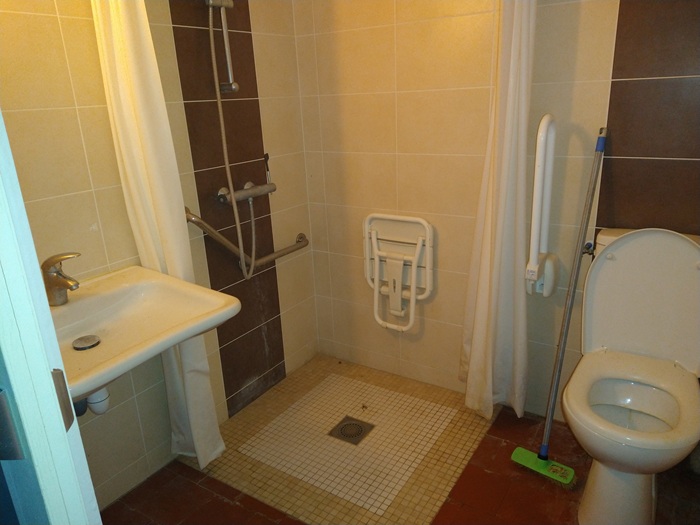 achat vente Manoir Médiéval a vendre  à restaurer , dépendances, cave troglodyte Saumur  à 35 mn, Paris 2h (TGV) INDRE ET LOIRE CENTRE