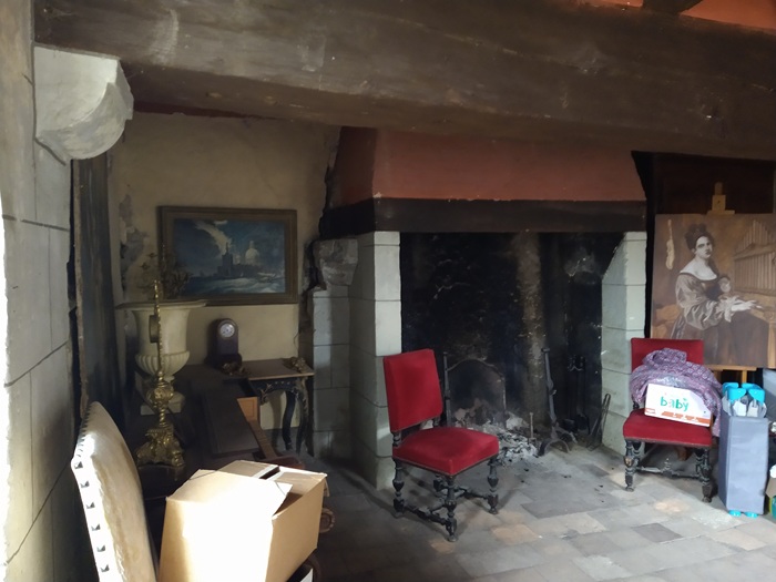 achat vente Partie de Manoir Médiéval a vendre  à finir de restaurer , dépendances Tours  à 30 mn, Paris 2h15 (TGV) INDRE ET LOIRE CENTRE