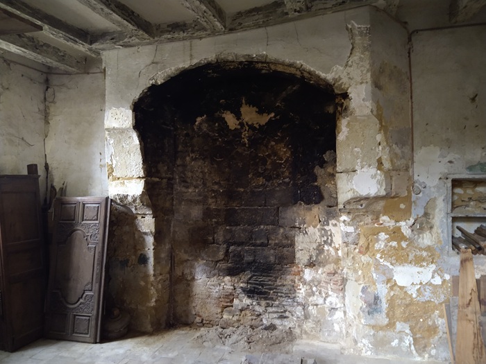 achat vente Partie de Manoir Médiéval a vendre  à finir de restaurer , dépendances Tours  à 30 mn, Paris 2h15 (TGV) INDRE ET LOIRE CENTRE