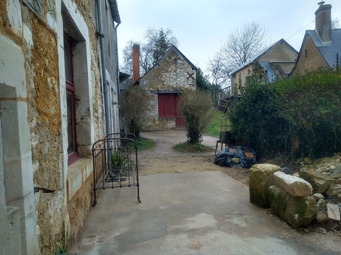 achat vente Partie de Manoir Médiéval a vendre  à finir de restaurer , dépendances Tours  à 30 mn, Paris 2h15 (TGV) INDRE ET LOIRE CENTRE