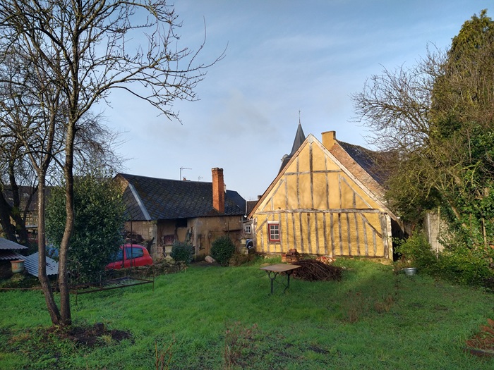 achat vente Partie de Manoir Médiéval a vendre  à finir de restaurer , dépendances Tours  à 30 mn, Paris 2h15 (TGV) INDRE ET LOIRE CENTRE