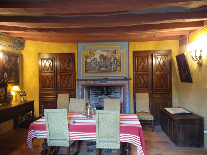 achat vente Partie de Manoir Médiéval a vendre  à finir de restaurer , dépendances Tours  à 30 mn, Paris 2h15 (TGV) INDRE ET LOIRE CENTRE