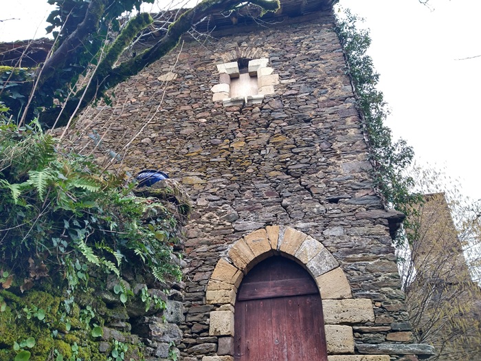 achat vente Demeure Médiévale a vendre  à restaurer  Brive  à 45 mn, 25 mn A20, en position dominante CORREZE LIMOUSIN