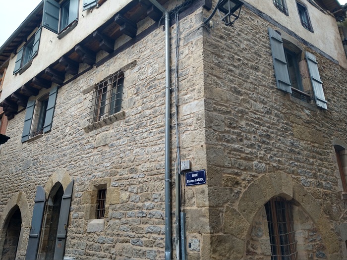 achat vente Maison Médiévale Polyvalente a vendre  en parfait état  Rodez  et A20 à 50 mn, cœur de cité historique AVEYRON MIDI PYRENEES
