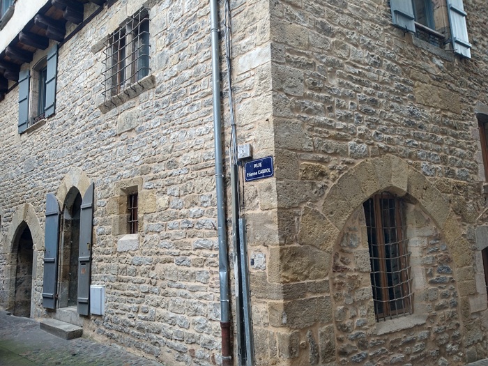 achat vente Maison Médiévale Polyvalente a vendre  en parfait état  Rodez  et A20 à 50 mn, cœur de cité historique AVEYRON MIDI PYRENEES