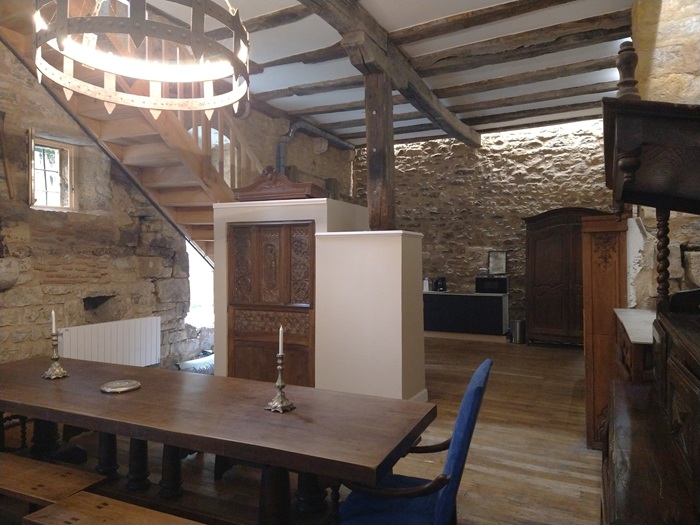 achat vente Maison Médiévale Polyvalente a vendre  en parfait état  Rodez  et A20 à 50 mn, cœur de cité historique AVEYRON MIDI PYRENEES