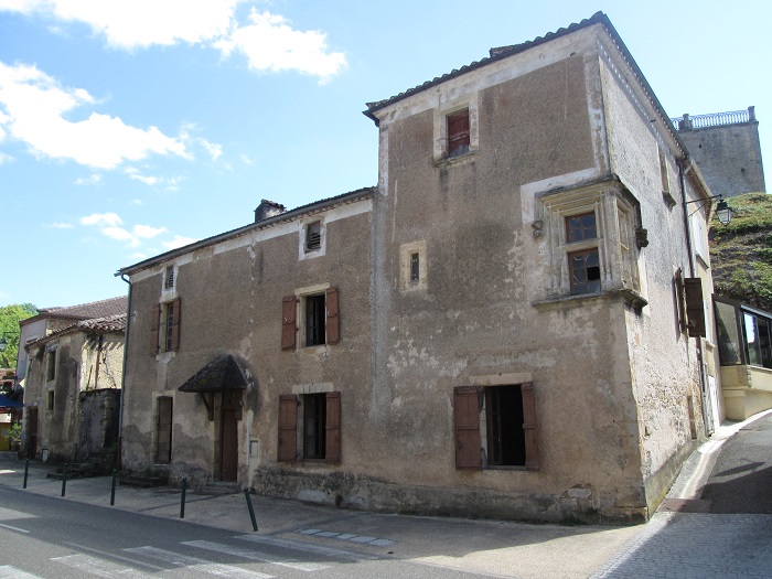achat vente Tour médiévale a vendre  et Logis , dépendance Villefranche-de-Périgord , à 15 mn, dans un village LOT ET GARONNE AQUITAINE