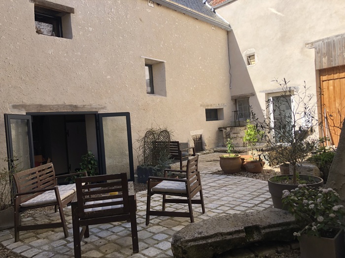 achat vente Demeure Médiévale Pressoir Banal a vendre  en parfait état , grange, puits Orléans  à 40 mn, 1h50 Paris LOIRET CENTRE