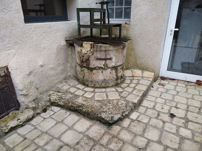 achat vente Demeure Médiévale Pressoir Banal a vendre  en parfait état , grange, puits Orléans  à 40 mn, 1h50 Paris LOIRET CENTRE