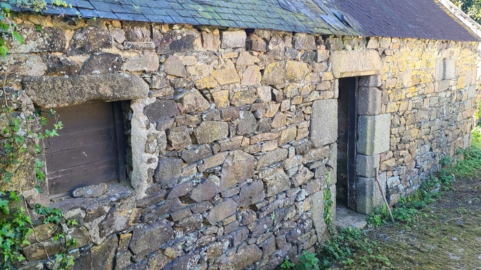 achat vente Manoir Médiéval a vendre  , dépendance Plougasnou  FINISTERE BRETAGNE