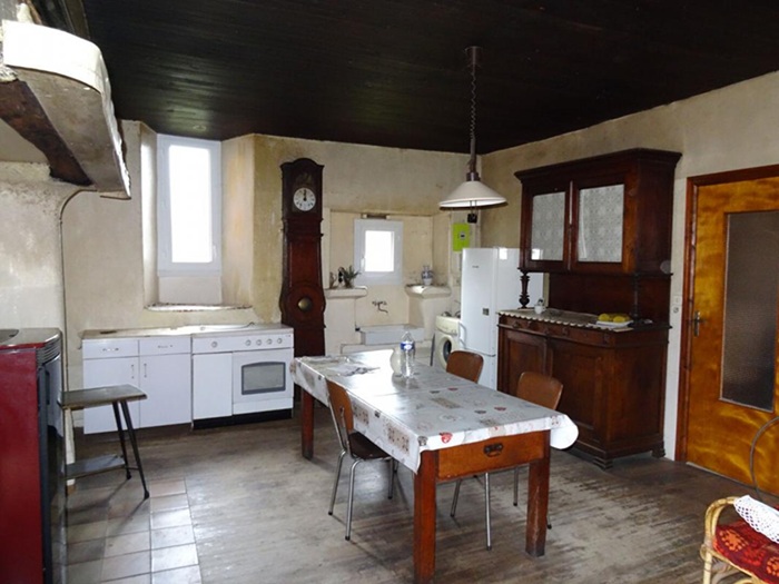 achat vente Corps de ferme mitoyen a vendre  à restaurer , dépendances Mouret , Vallée du Dourdou, position dominante AVEYRON MIDI PYRENES