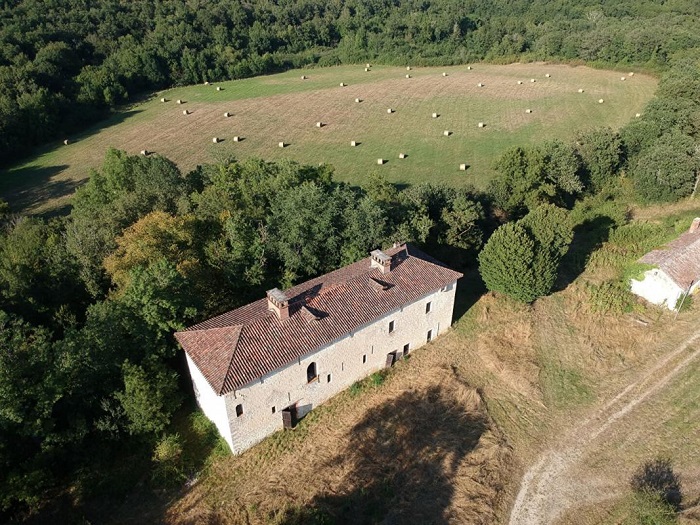 achat vente Ferme fortifiée Médiévale a vendre  inscrite ISMH , maison de métayer, pigeonnier, grange Caussade  TARN ET GARONNE MIDI PYRENEES