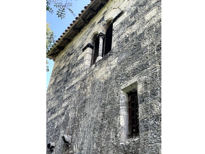 achat vente Ferme fortifiée Médiévale a vendre  inscrite ISMH , maison de métayer, pigeonnier, grange Caussade  TARN ET GARONNE MIDI PYRENEES