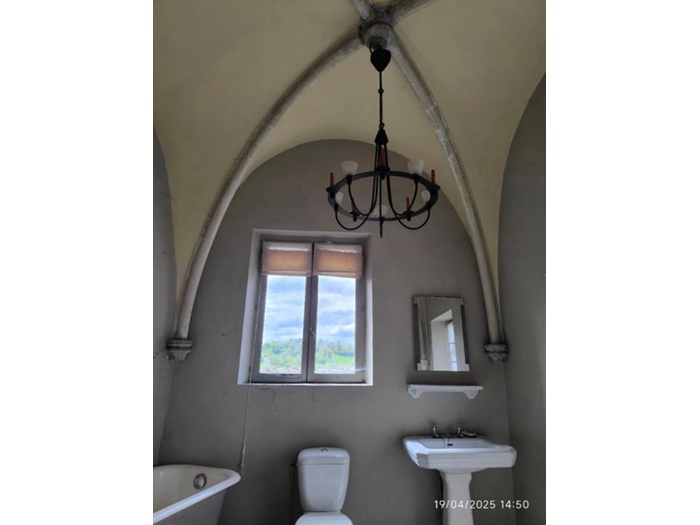 achat vente Château Médiéval a vendre  ISMH , dépendances La Houblonnière , 30 mn Deauville CALVADOS NORMANDIE