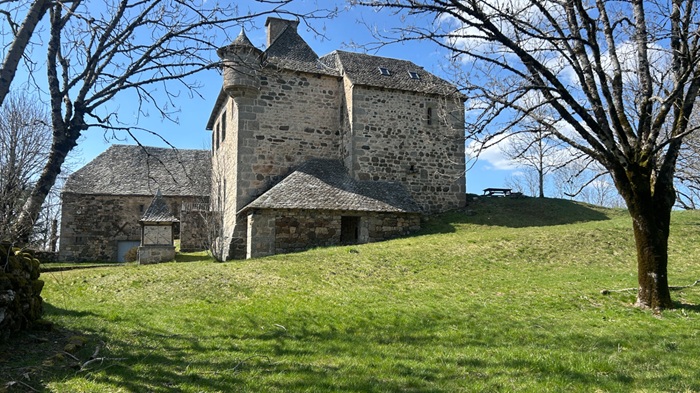 achat vente Manoir Médiéval a vendre  , dépendances Laguiole , dominant un paysage préservé AVEYRON MIDI PYRENEES