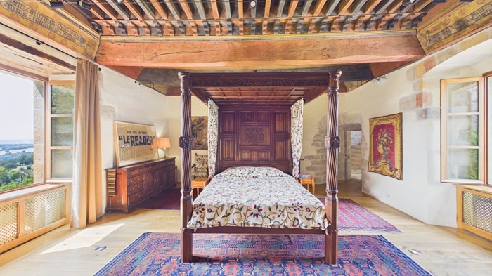 achat vente Château Médiéval a vendre  restauré , dépendances, piscine Parisot , proche Saint-Antonin Noble Val TARN ET GARONNE MIDI PYRENEES