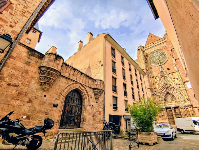 achat vente Maison médiévale canoniale a vendre   Rodez , aux pieds de la cathédrale Notre Dame AVEYRON MIDI PYRENEES